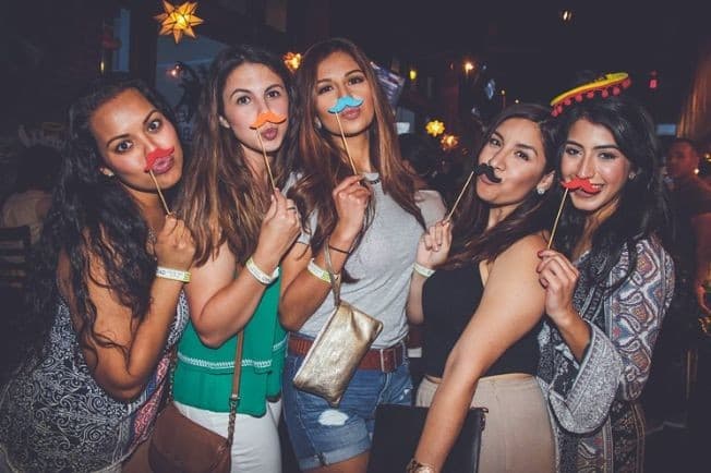 Event - Ravel Hotel The Penthouse Brunch de Mayo 2021 - Queens, New York - May 5, 2021 | concert tickets