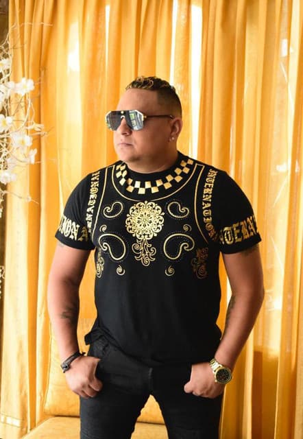 Artist "Jey Zamorano" 8f974cb6-7b2e-42d4-8080-0b809fbfaaaf on Tickeri