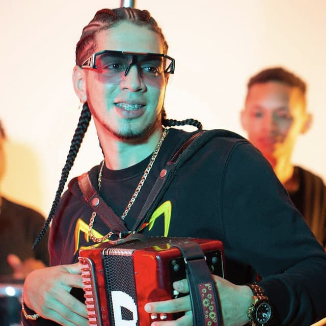 Artist "El Rubio Acordeon" 51b924d8-55c6-418b-883d-410b984a2329 on Tickeri