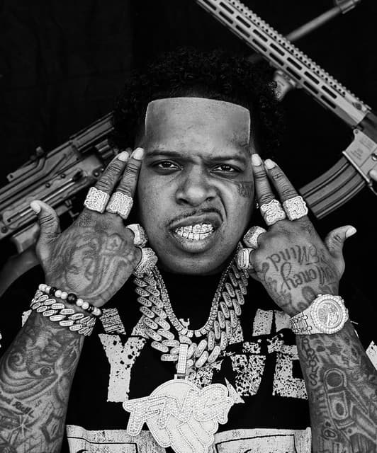 Artist "Finesse2tymes" 70533867-3840-41eb-b06f-cd4a511f9c6c on Tickeri