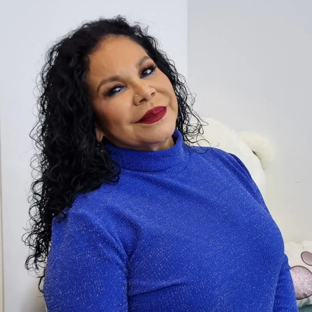Artist "Eva Ayllón" b5bb4891-1e8a-4f17-84a7-72e6cb2c0b60 on Tickeri