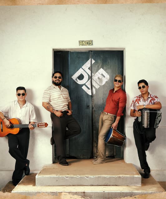 Artist "La Banda del 5" 7aa6f62d-b5b2-4c2f-8a90-359cb0b7f756 on Tickeri