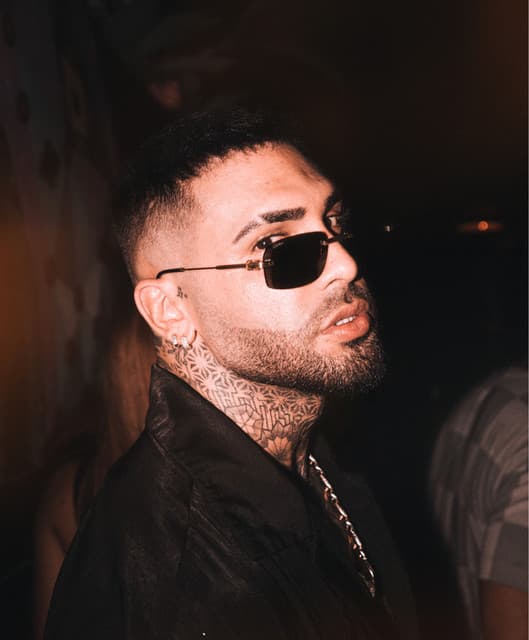Artist "Jay Maly" 43b5cff6-becf-460e-b24b-db48fd19d0e0 on Tickeri