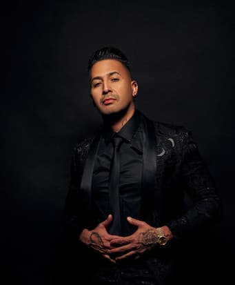 Artist "Charlie Cruz" c404db8c-daad-4c6b-81c1-974b85ea8951 on Tickeri