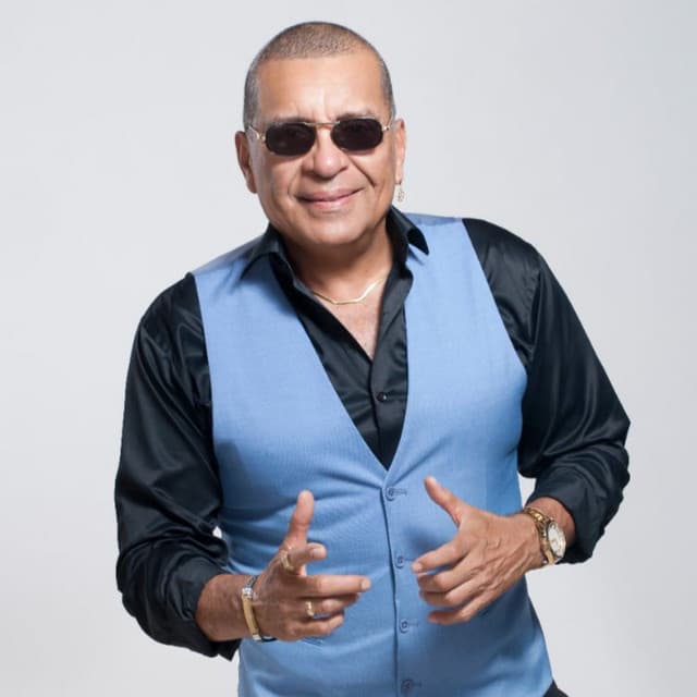 Artist "Carlitos Romero" 24d0151d-5187-463d-81eb-d4b5a047563a on Tickeri