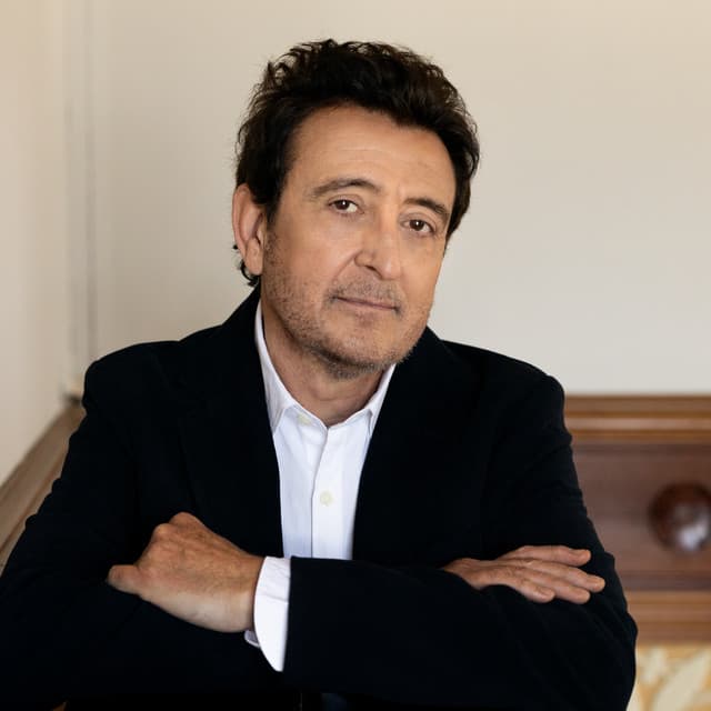 Artist "Manolo Garcia" 26f2e25d-b4cf-454a-bfcd-44029b97c58d on Tickeri