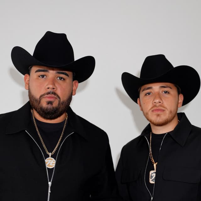 Artist "Hermanos Espinoza" 1a7dbd25-644e-4bff-9065-1e931005b137 on Tickeri