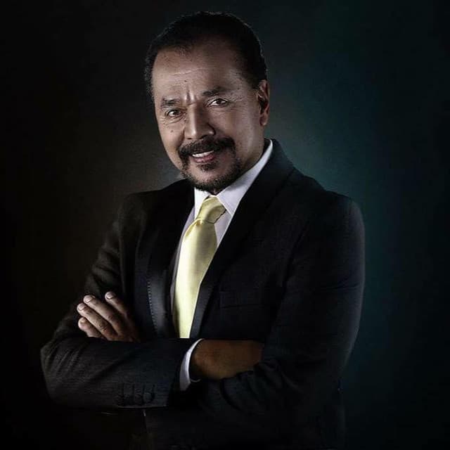 Artist "Bobby Valentin" 2d3ca5e3-70bb-48b9-9e5f-32ce5be9930b on Tickeri