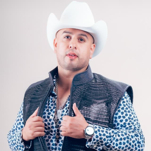 Artist "Jr Salazar" 7b54db7d-d0ca-4ecf-9be2-536db64475f2 on Tickeri