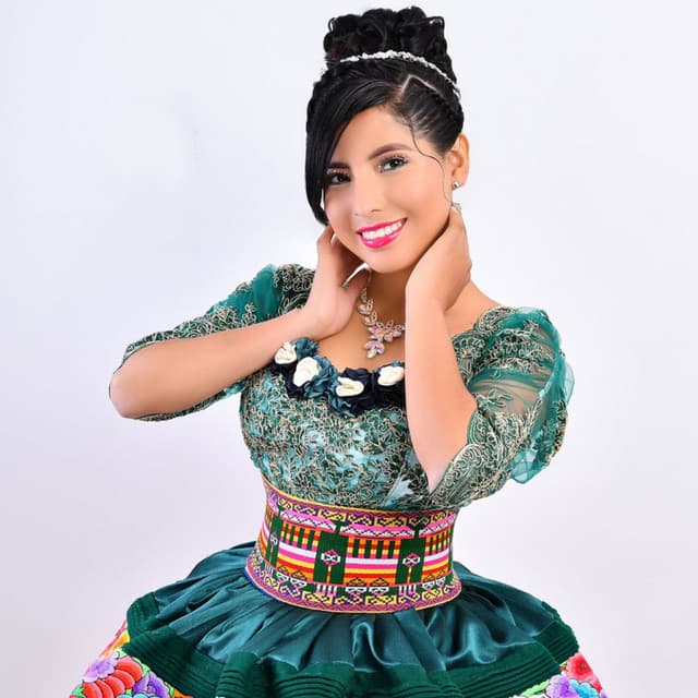 Artist "Carmencita del Centro" fa3a322f-8611-4dd9-890f-f73f9feb720a on Tickeri