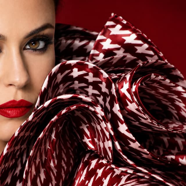 Artist "Shaila Dúrcal" 64659260-a134-4530-8397-8588331b250d on Tickeri