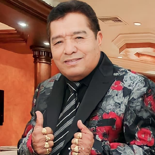 Artist "Pastor Lopez" 10ab6823-c85f-40ec-856e-4961518c5cb6 on Tickeri