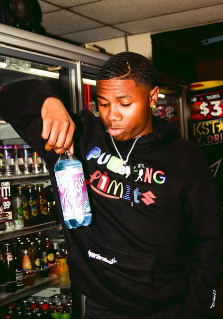 Artist "WhoHeem" 93f4dc3b-6635-49e8-afa5-61921724fb21 on Tickeri