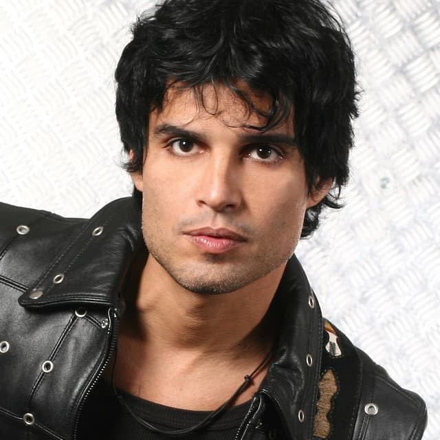 Artist "Pedro Suárez-Vértiz" f6ecc56d-fe3e-47a0-b701-801a4f548af0 on Tickeri