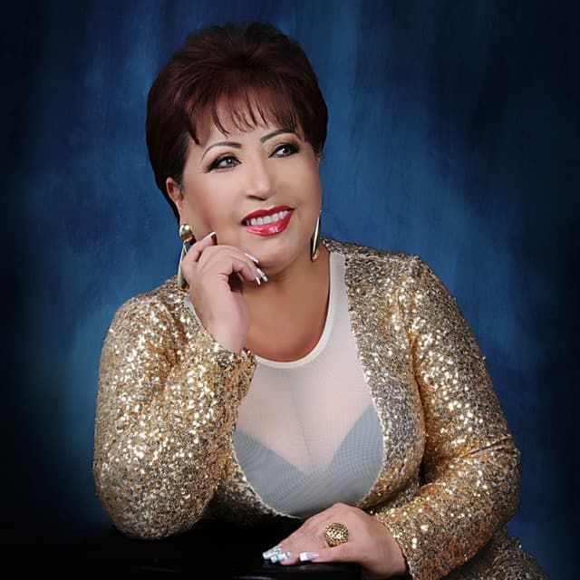 Artist "Margarita Lugue" ea70eddd-dca1-461b-bde0-7bd56cce3c75 on Tickeri