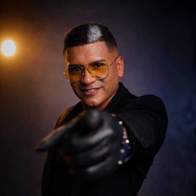 Artist "Dj Holmes Salsa" e1796b0a-5a7b-442d-86ec-eda10ab98108 on Tickeri