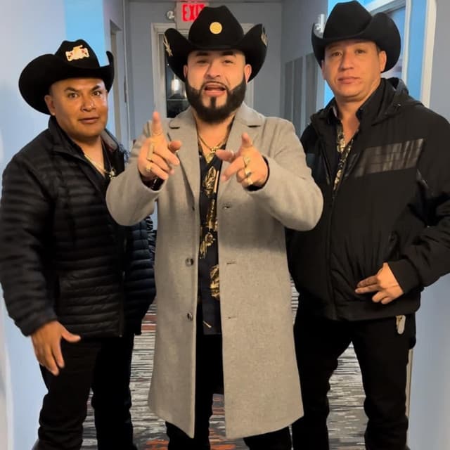 Artist "Los Plebes de Olancho" f1b27c2f-6f9d-4e3e-9cbd-563a62364ac8 on Tickeri