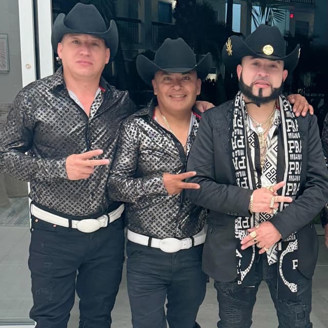 Artist "LOS PLEBES DE OLANCHO" b2cc0518-3174-4361-b2f2-f01d07c730c9 on Tickeri